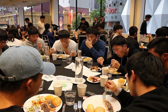 7518820528_IMG_5534[1]