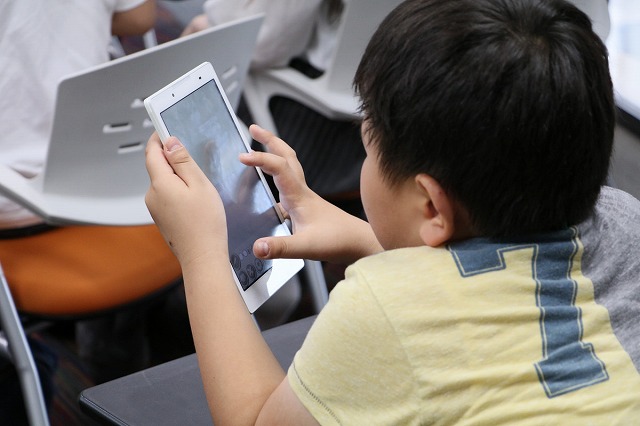 !cid_ii_jhn47a0b3_1639b7f51ababfae