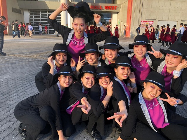 チームダンス８[1]