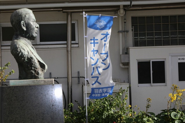 1R8A6605