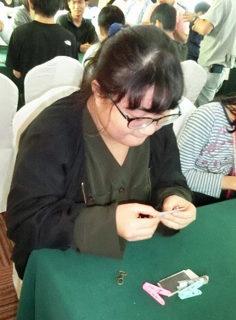 ５